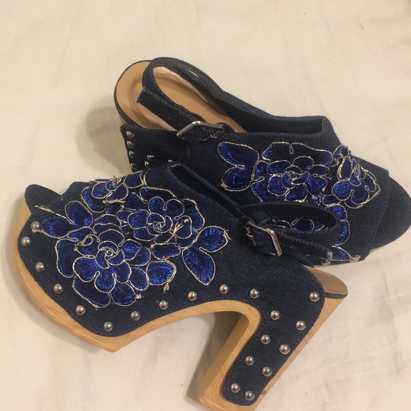 Shoes - Heels
